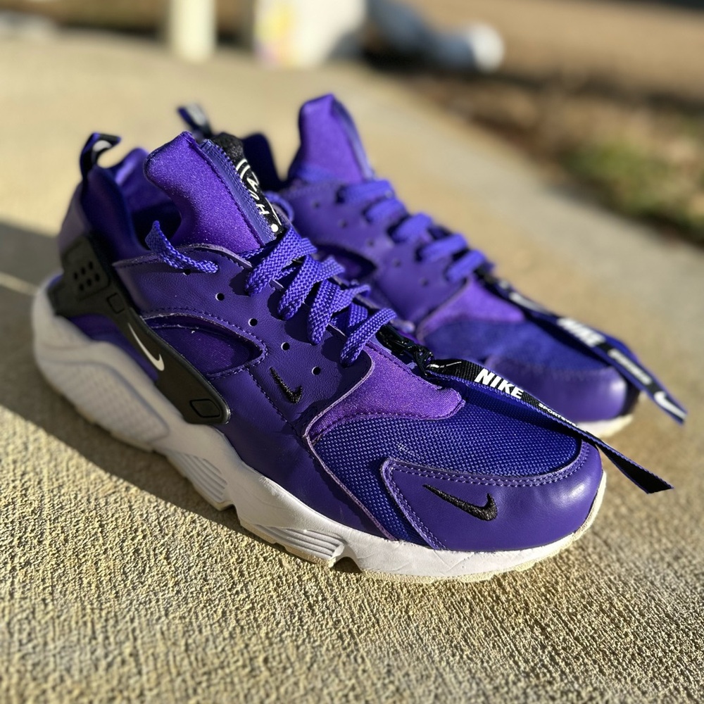 Nike Air Huarache Zip Purple